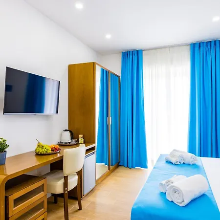 Carlo Iii Гостевой дом 3*