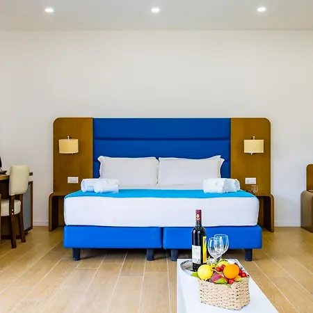 Carlo Iii Гостевой дом 3*