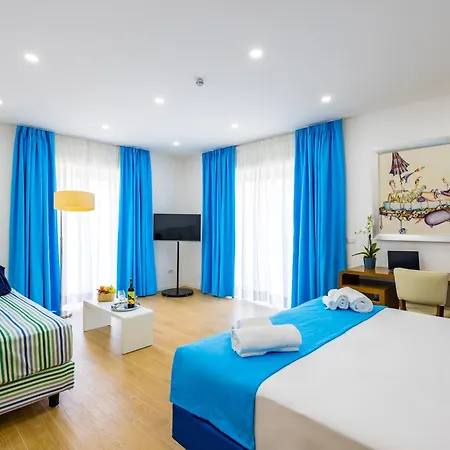 Carlo Iii Неаполь