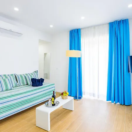 Carlo Iii Гостевой дом 3*